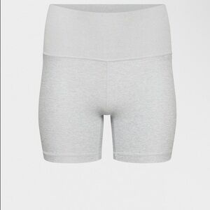Aritzia Biker shorts